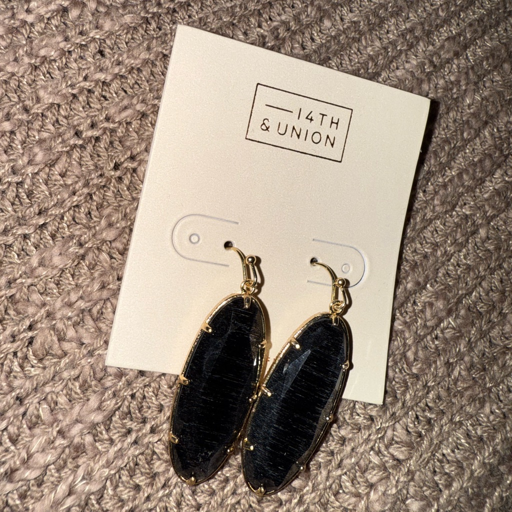 14th & Union Black And Gold Oval Earrings